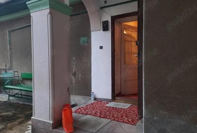 Casă cu 3 camere în Central - 1