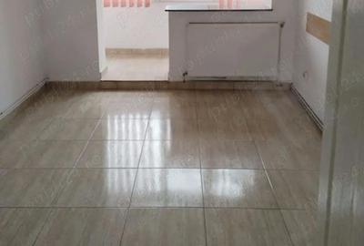 Spațiu comercial, de 84 mp, în Central - 1