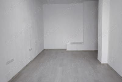 Spațiu comercial, de 34 mp, în Central - 5