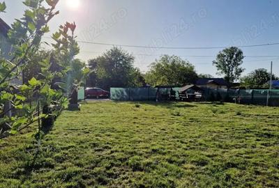 Teren ideal de casa in Gadin?i 2500mp