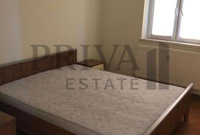 Apartament cu 3 camere decomandat în Baba-Dochia - 2