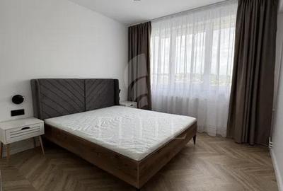 Apartament 3 camere în zona B-DUL 1 DECEMBRIE - 5