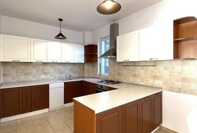 Casă individuală cu 6 camere cu Canalizare în Iancu Nicolae - 12