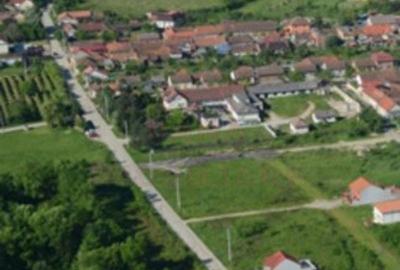 Teren Construcții extravilan de 5000 mp, în Est - 1