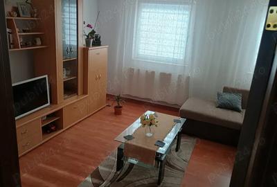 Vanzare apartament 2 camere