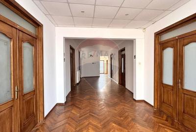 Vila de vanzare in zona peninsulara Constanta - 7