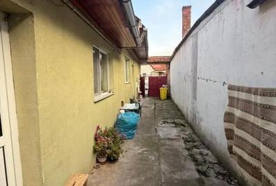 Casă cu 3 camere cu Teren 225 Mp în Cristian - 8