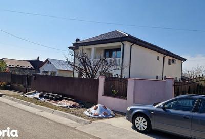 Casă cu 7 camere cu Teren 960 Mp în Câmpineanca - 8