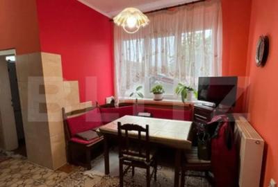 Casă cu 5 camere cu Teren 443 Mp în Central - 9