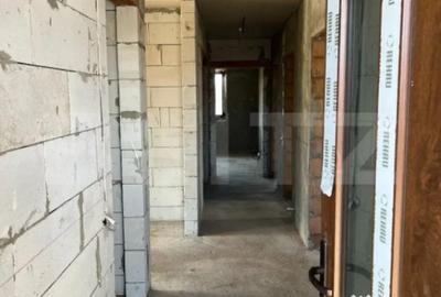 Casă cu 4 camere cu Teren 620 Mp în Livezeni - 2