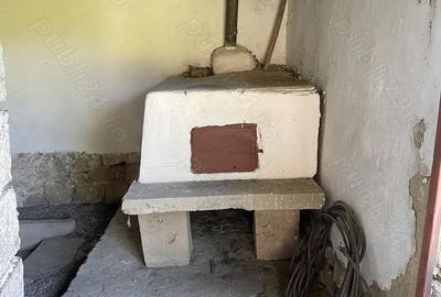 Casă cu Teren 2100 Mp în Hotar - 1