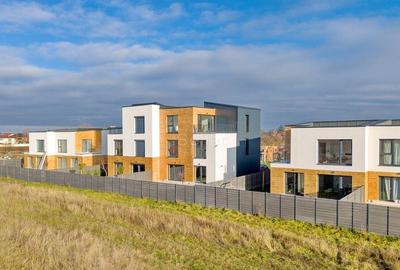 Casă cu 4 camere cu Canalizare în Ghimbav Livadă - 11