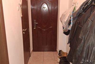 Apartament cu 3 camere semidecomandat în Giulești - 11