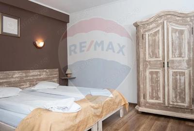 Casă cu 18 camere cu Teren 2880 Mp în Moieciu - 1