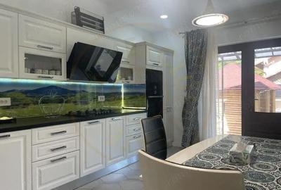 Casă cu Teren 1042 Mp în Cornu - 6