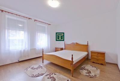 Casă cu 3 camere de vânzare în Arad – cartier Pârneava, complet renovată Casă cu 3 camere de vânzare în Arad – cartier Pârneava, complet renovată - 12