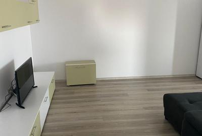 Apartament cu 2 camere, mobilat în Km 5 - 7