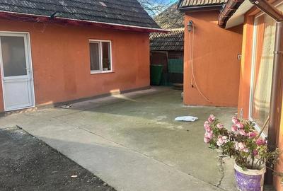 Casă cu 4 camere în Micula - 3