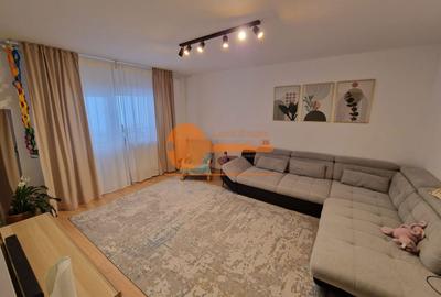 Apartament cu 4 camere decomandat, mobilat în Timpuri Noi