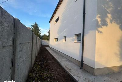 Casă cu 5 camere cu Teren 445 Mp în Cumpăna - 15