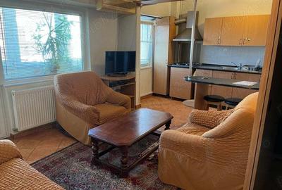 Particular garsoniera decomandata bd. Ion Mihalache intersec?ie Mare?al Averescu - 2