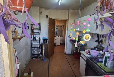 Apartament cu 2 camere semidecomandat în Berceni - 1