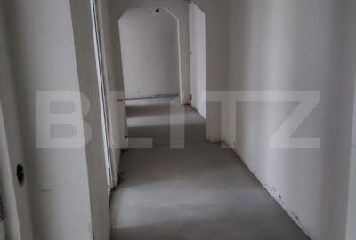 Apartament cu 3 camere în Central - 1