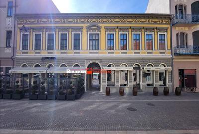 Apartament modern cu 2 camere si parcare privata, situat pe - 13