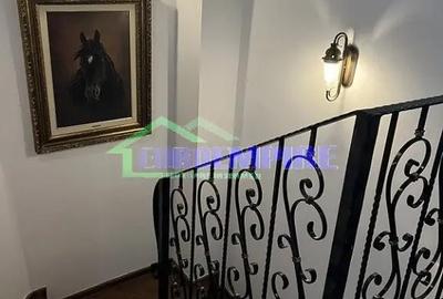 Apartament cu 4 camere decomandat în Central - 9