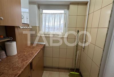 Garsoniera etaj intermediar decomandata balcon Calea Dumbravii - 4