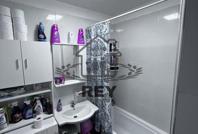 Apartament cu 3 camere semidecomandat în Turnișor - 6