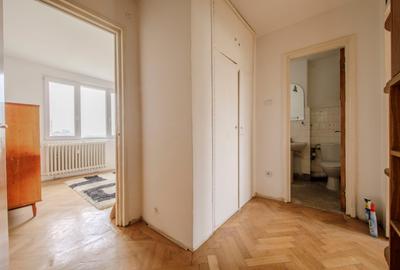 Vând Apt 3 cam Et 8/10 Bucur Obor Liber, Bl. Reabilitat, La Alb + Parchet si AC. - 28