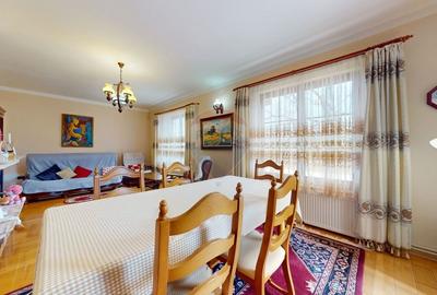 Casă cu 6 camere cu Teren 10331 Mp în Sohodol - 4