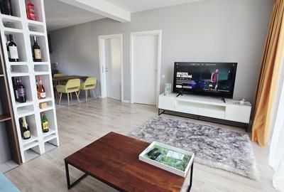 Apartament cu 3 camere semidecomandat în Florești - 1