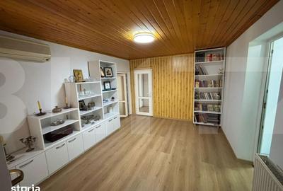 Casă cu 7 camere cu Teren 393 Mp în Central - 16