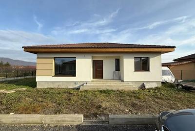 Casă cu 4 camere cu Teren 480 Mp în Săsar - 17