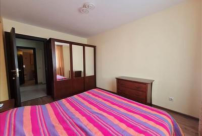 Apartament cu 2 camere decomandat, mobilat în Tractorul - 8