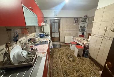 Apartament cu 3 camere decomandat, mobilat în Micro 11 - 4