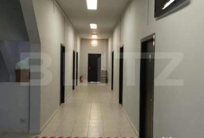 Spațiu comercial, de 688 mp, în Central