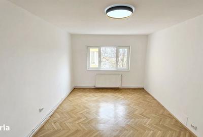 Apartament cu 3 camere decomandat în Central - 6