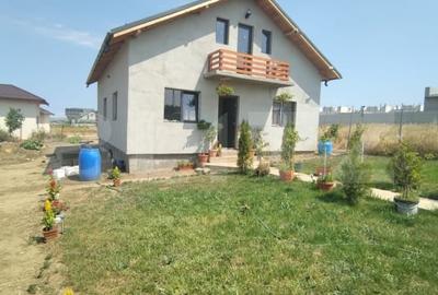 Casa in Floresti (Simnicu de Sus), 71 mp utili, teren 333 mp