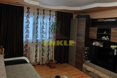 Apartament cu 2 camere semidecomandat în Central - 1