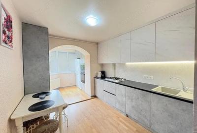 Apartament cu 2 camere decomandat în Girocului