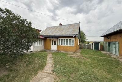 Casă cu 3 camere în Gălănești