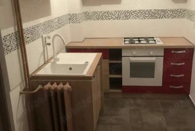 Apartament cu 3 camere decomandat în Lacul Tei - 1