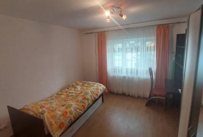 Vand apartament 3 camere decomandat - 7