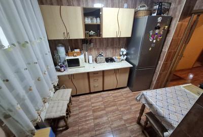 Apartament cu 4 camere decomandat în Titan - 6