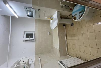 Garsonieră decomandată în E3 - 4