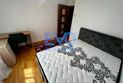 Apartament cu 2 camere decomandat în Central - 4