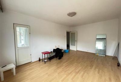 Apartament cu 3 camere decomandat în Decebal - 6